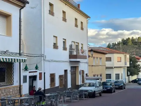 Casa adosada en Teresa de Cofrentes