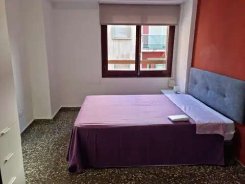 Habitación en calle de la Constitución
