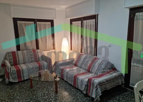 Habitación en calle de la Constitución