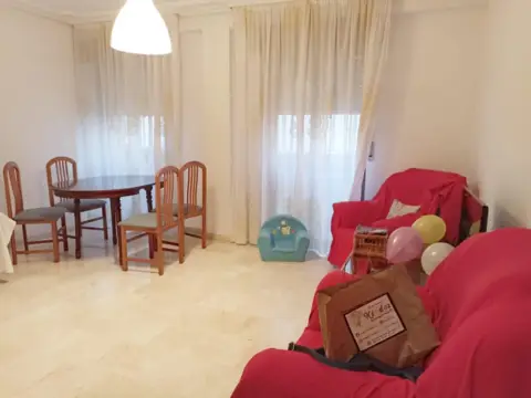 Piso en Almogávares