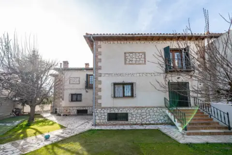 Casa pareada en Chinchón