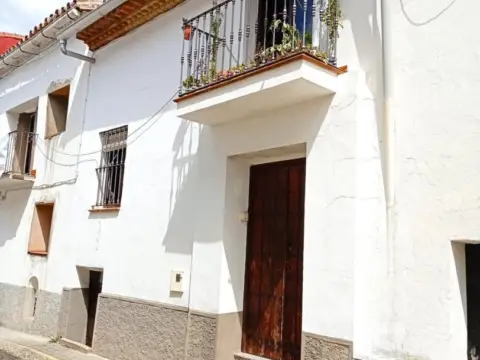 Casa en calle de los Jazmines