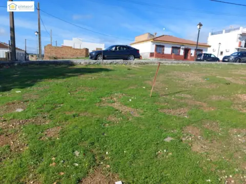 Terreno en calle de Pablo Picasso