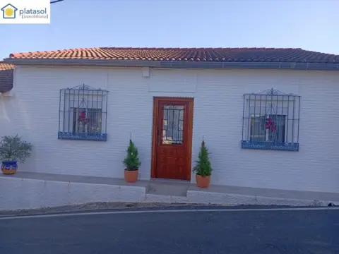Casa en calle Cristobal Colon, nº 5