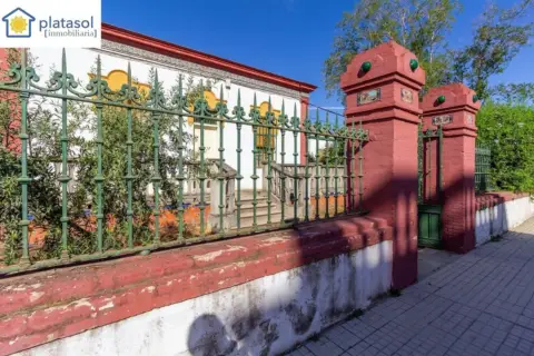 Chalet en calle de Juan Gómez Torga