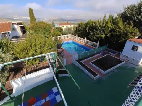 Chalet en Puente Jontoya-Puente de la Sierra