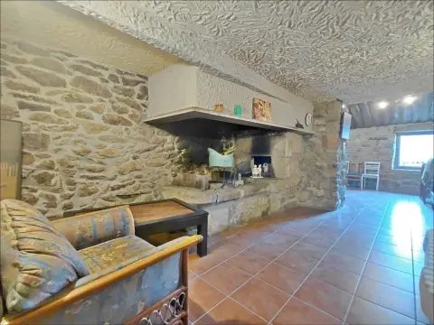 Casa en Cea