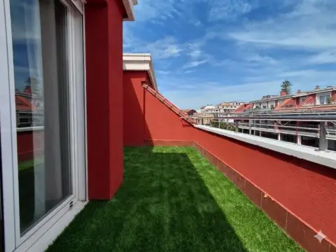 Piso en calle Isla de Cortegada, 2