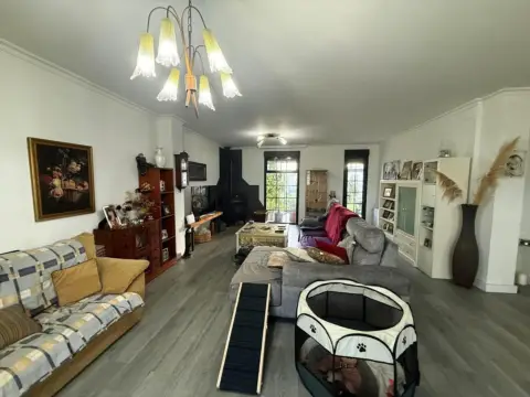Casa en calle Deiro-Tremoedo