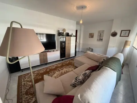 Apartamento en Escarabotino