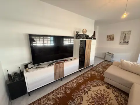 Apartamento en Escarabotino