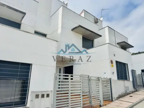 Chalet en calle de la Morera Calzada