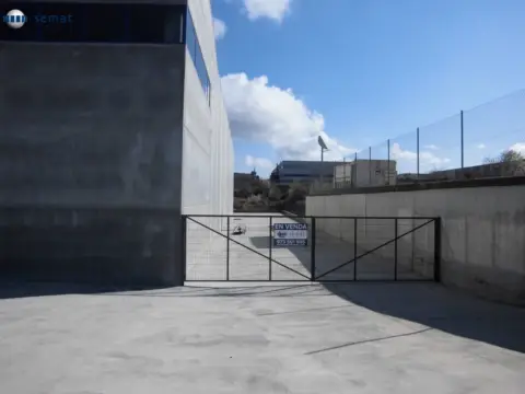 Nave industrial en Cervera