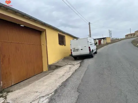 Terreno en calle Tocadero