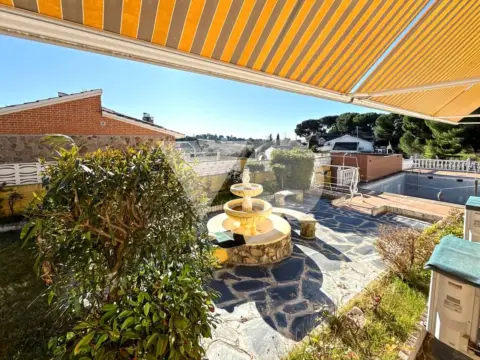 Chalet en calle del Paraíso