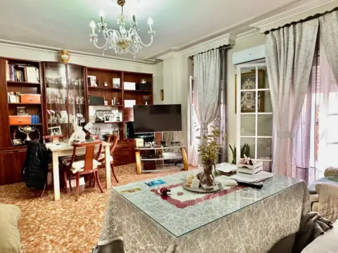 Casa adosada en Los Pajaritos-La Candelaria-Madre de Dios