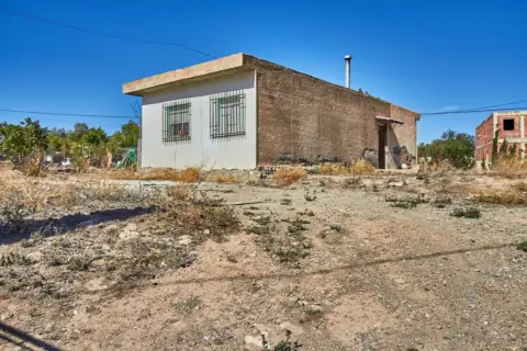 Chalet en calle de los Rosales, 5