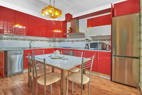 Apartamento en calle Albaida