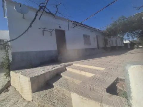 Finca rústica en calle los Collados