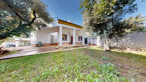 Chalet en calle de las Acacias, 11