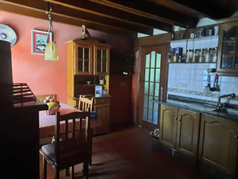 Casa pareada en Barrio de la Iglesia