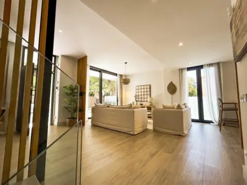 Casa en Paseo de Miramar