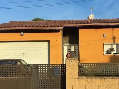 Chalet en Carrer del Roure, 29