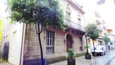 Edificio en Carrer de Sant Ferriol, 46