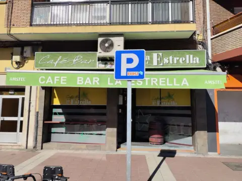 Local comercial en calle de los Embajadores, 80