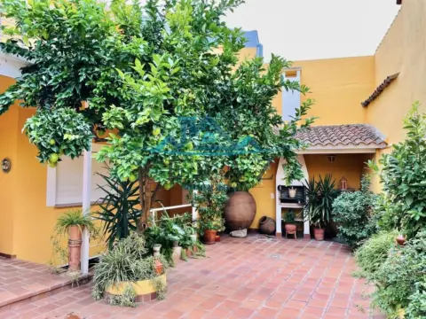 Chalet en calle de Ramón y Cajal