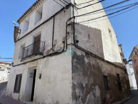 Chalet en calle de la Condesa Montenegrón