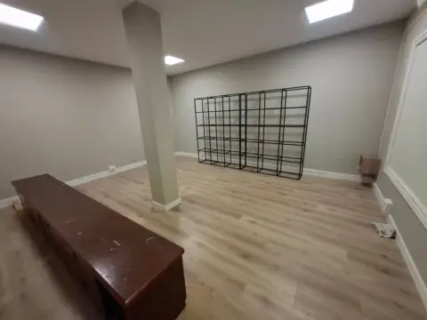 Oficina en calle del Progreso, 153