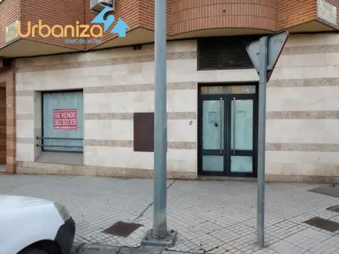 Local comercial en Ctra de Sevilla - Ronda Sur