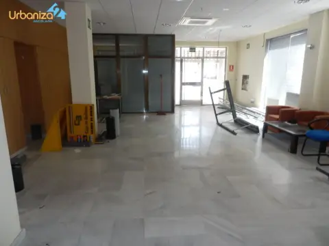 Local comercial en calle de Vicente Delgado Algaba
