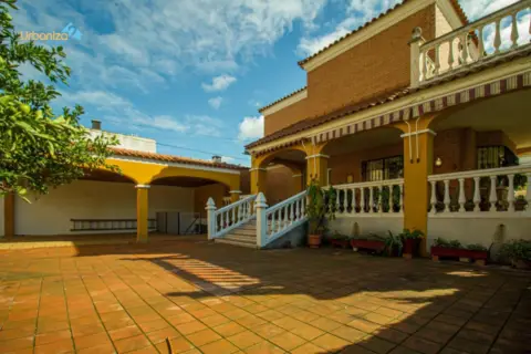 Chalet en Urbanización Guadiana