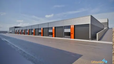 Nave industrial en calle de Antonio Nevado