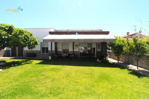 Chalet en Jardines del Guadiana