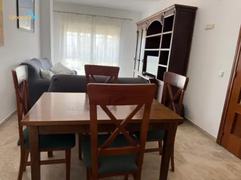 Piso en calle de Julia Urdaín Zubelzu