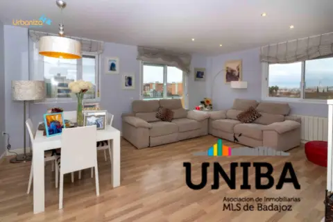 Piso en Avenida de Elvas