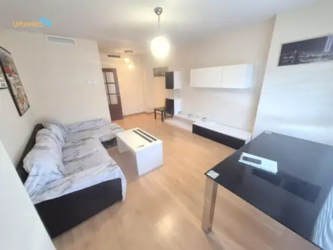 Piso en calle Antonio Covarsi Rojas