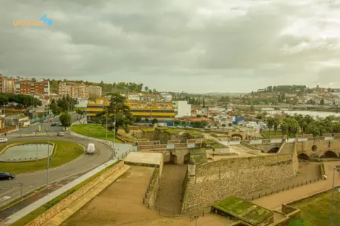 Ático en Avenida de Adolfo Díaz Ambrona, 1