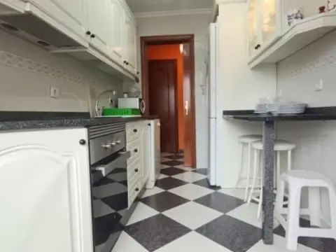 Piso en calle de la República de Uruguay