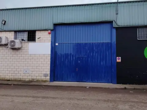 Nave industrial en calle Nueva Creacion