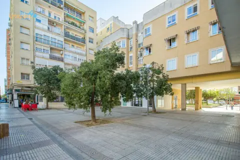 Piso en Plaza Virgen de la Victoria