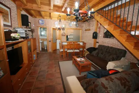 Chalet en calle de la Iglesia, 1