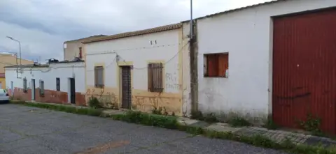 Casa en calle del Arroyo de San Serván, 17