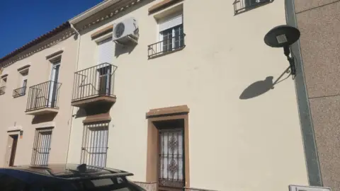 Casa adosada en calle de Reyes Huertas, 4