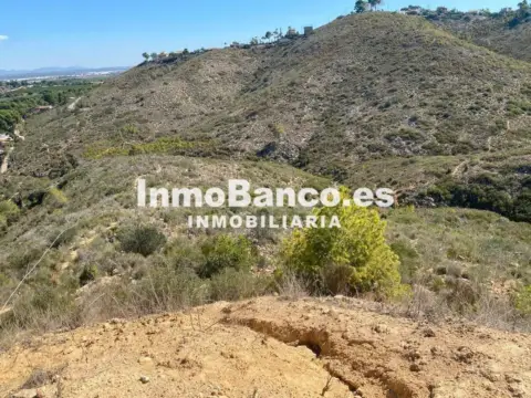 Terreno en Carrer General Cavalcanti, 42
