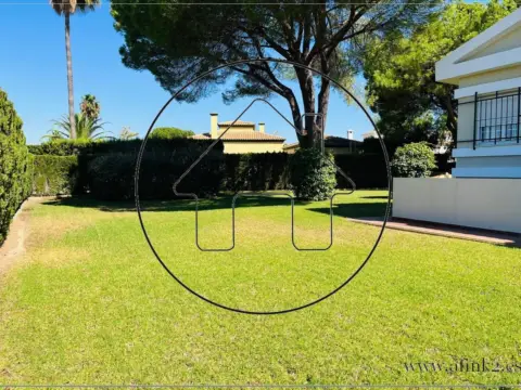 Chalet en calle de la Encina