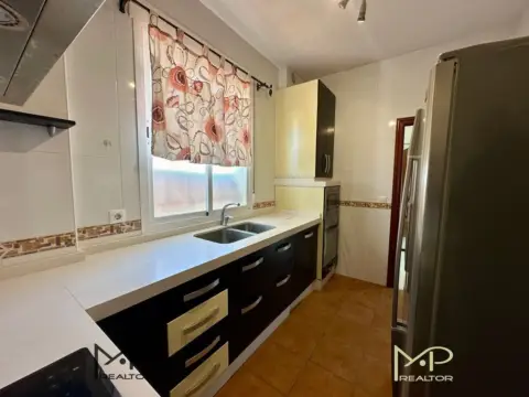 Casa pareada en calle de los Diablos